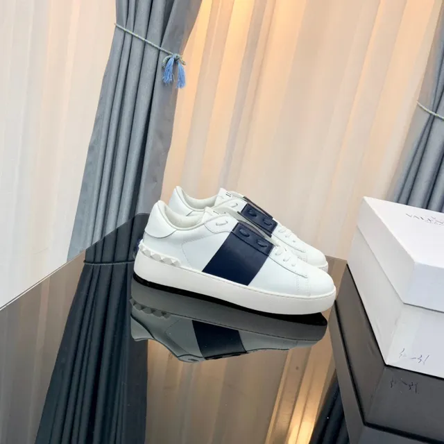 Valentino Rockstud White and Navy Leather Lifestyle Sneakers 7