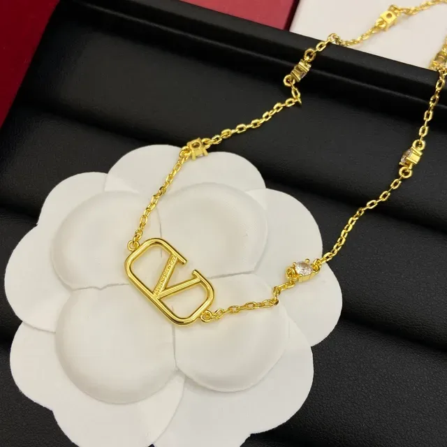 Valentino VLogo Collier Chaîne de Cristal Doré 2