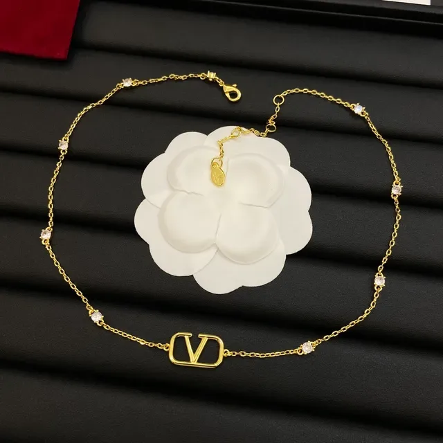 Valentino VLogo Collier Chaîne de Cristal Doré 3