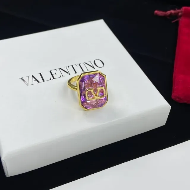 Valentino VLogo Boucles d'oreilles Or Violet Rectangulaire Motif Pierre Facetée 3