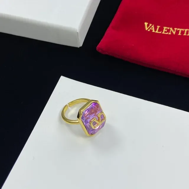 Valentino VLogo Boucles d'oreilles Or Violet Rectangulaire Motif Pierre Facetée 4