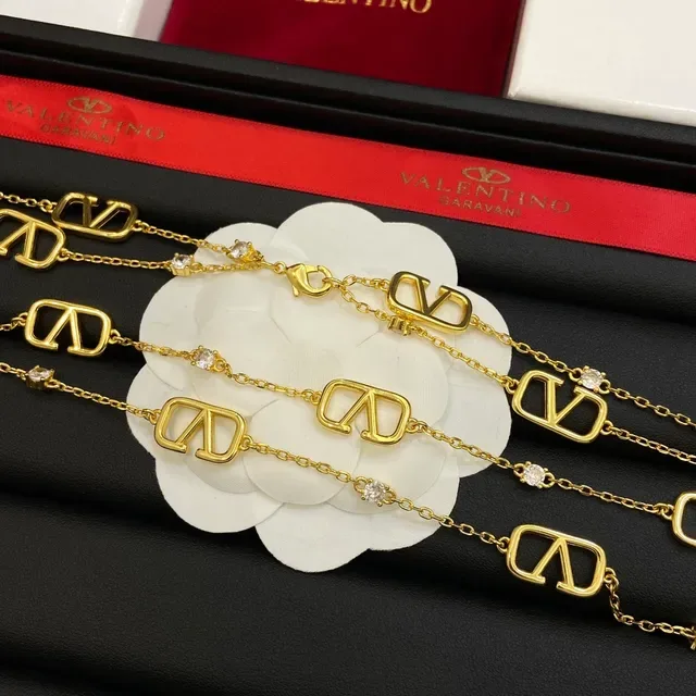 Valentino VLTN Collier à maillons de cristal doré 5