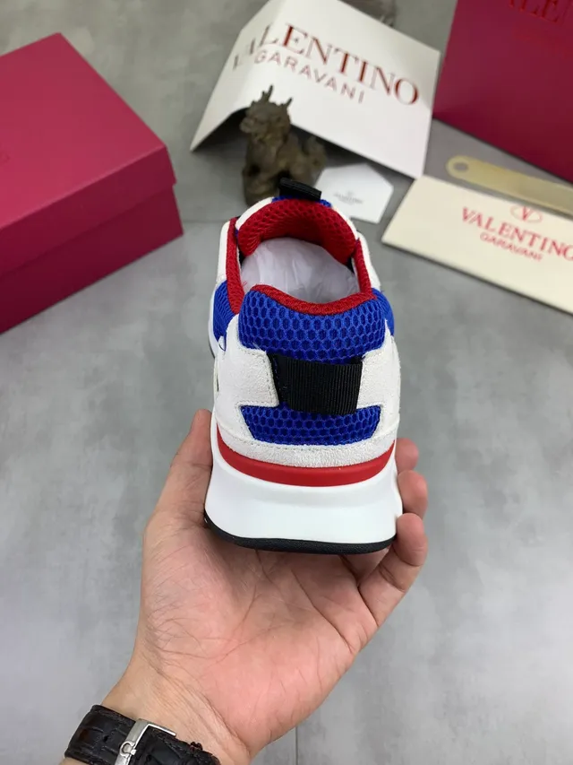 Valentino أبيض أزرق طبقات شبكة و سويد ذهبي-درجة VLogo Hardware Chunky Sneakers 3