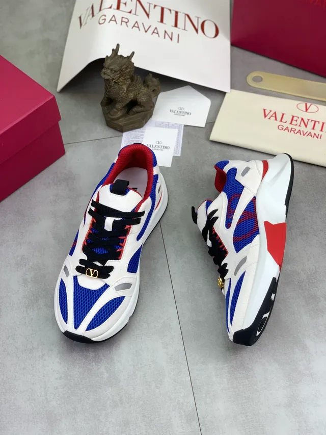 Valentino أبيض أزرق طبقات شبكة و سويد ذهبي-درجة VLogo Hardware Chunky Sneakers 5