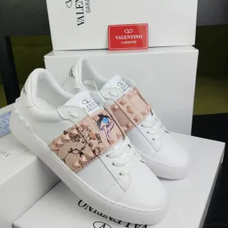Valentino 白色粉色皮革 腮红 铆钉 鞋带 生活方式运动鞋