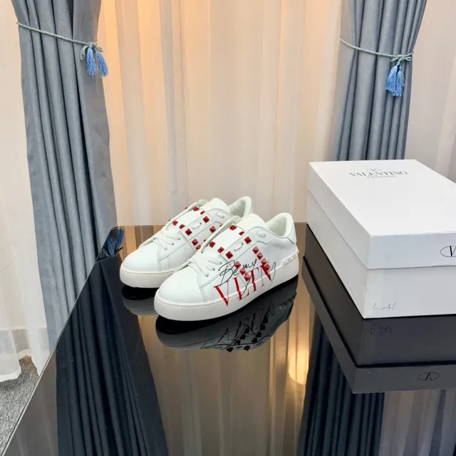 Valentino White Red Leather Upper Pyramid Studs Lifestyle Sneakers 3