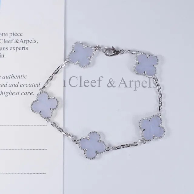 Van Cleef & Arpels Alhambra Five Motif Pale Lavender Stone Bracelet 5