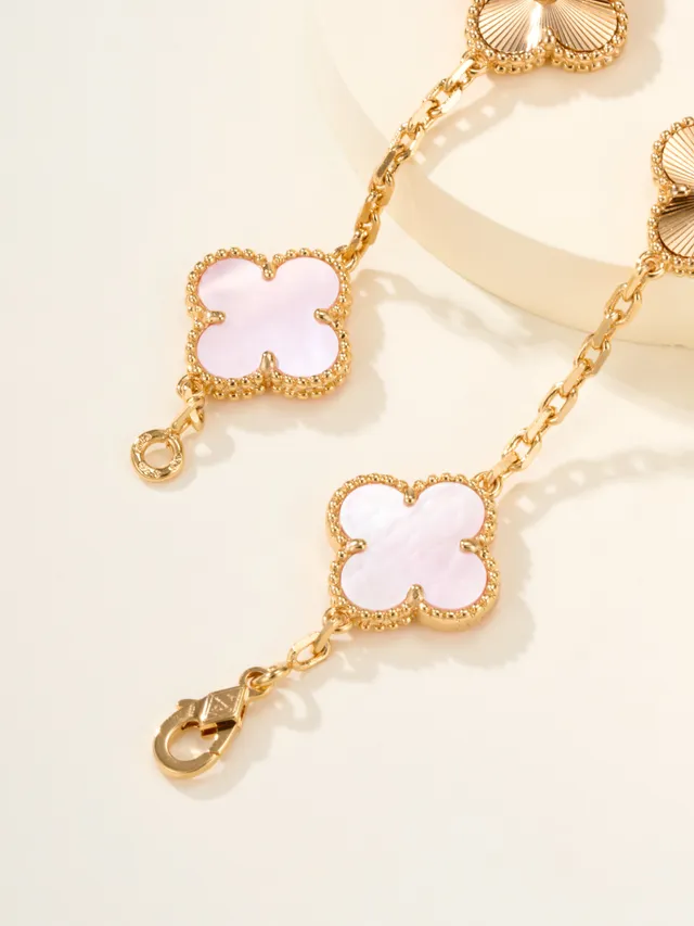 Van Cleef & Arpels Alhambra Five Motif لؤلؤ وردي وذهبي سوار 3