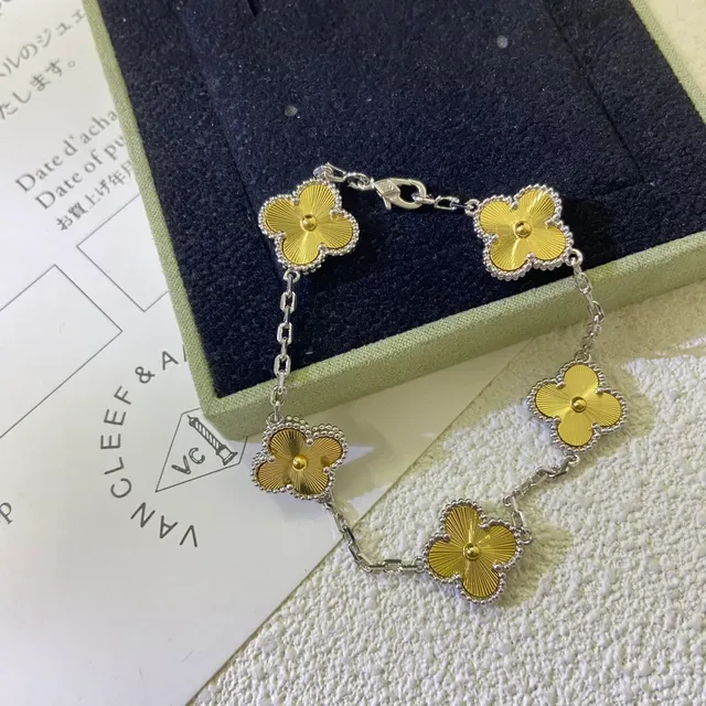 Van Cleef & Arpels Alhambra Five Motif Bracelet en or jaune et or blanc 3