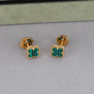 Van Cleef & Arpels Alhambra أقراط أذن كلفر ذو أوراق أربعة ملاكايت