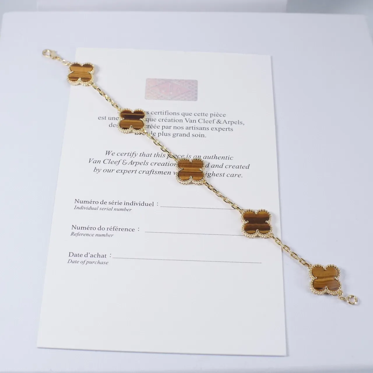 Van Cleef & Arpels Alhambra عين النمر سوار أربعة أنماط 9
