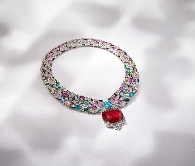 Van Cleef & Arpels Multicolor Gold Floral Motif Multi-Gemstone Necklace 8