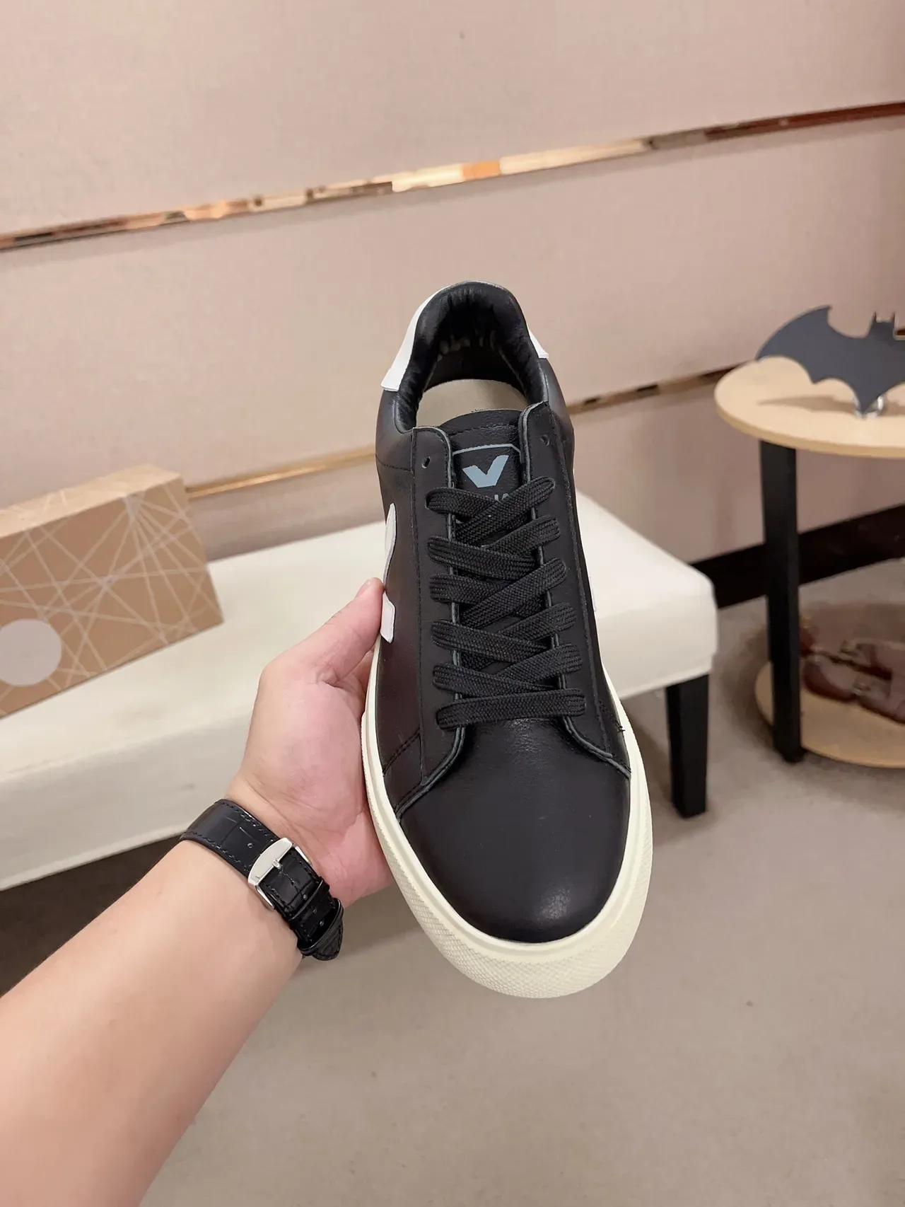 VEJA Black White Leather Upper V Logo Lifestyle Sneakers 6