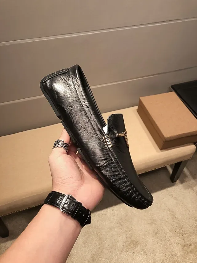 Versace Loafer Cuir Noir Doré Boucle Medusa-Bit 2