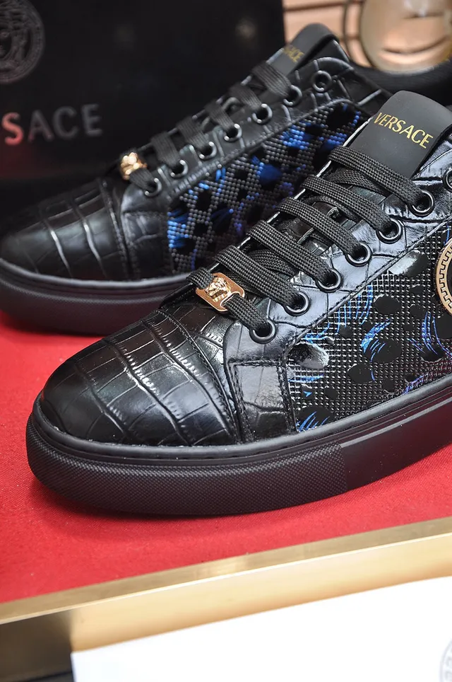 Versace Chain Reaction Chaussures Lifestyle Noir et Bleu Floral Médusa 3