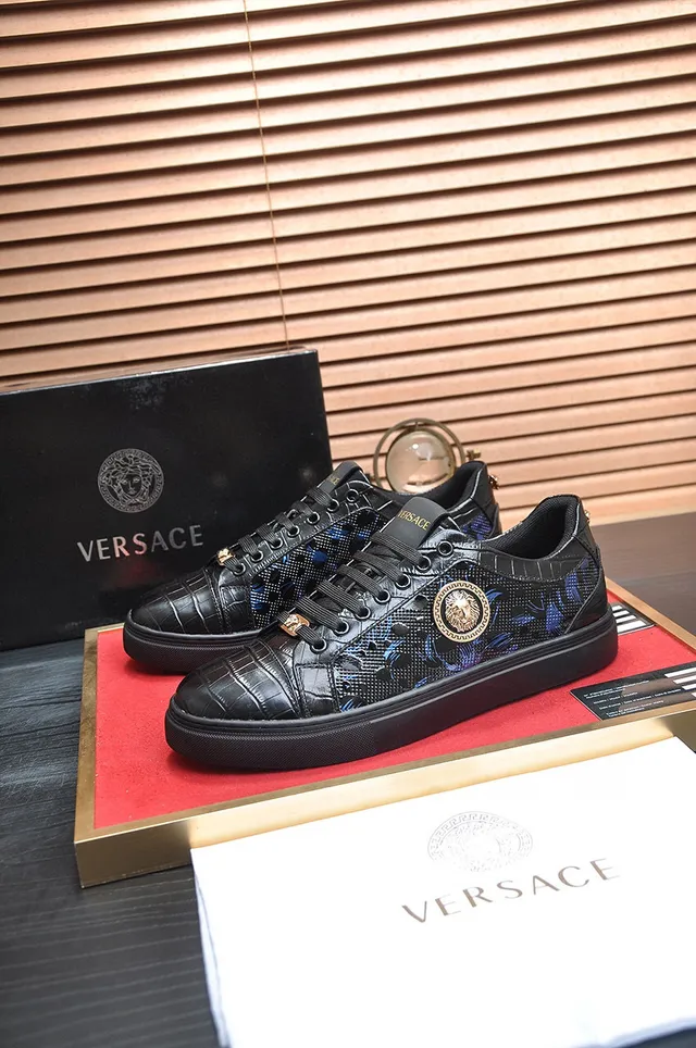 Versace Chain Reaction Chaussures Lifestyle Noir et Bleu Floral Médusa 7