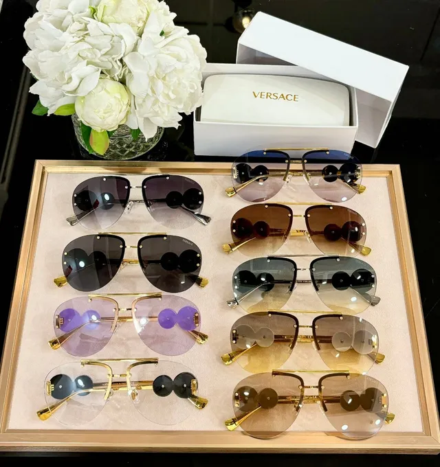 Versace Chain Reaction Black Gold Aviator Silhouette Grid-Patterned Lenses Sunglasses 2