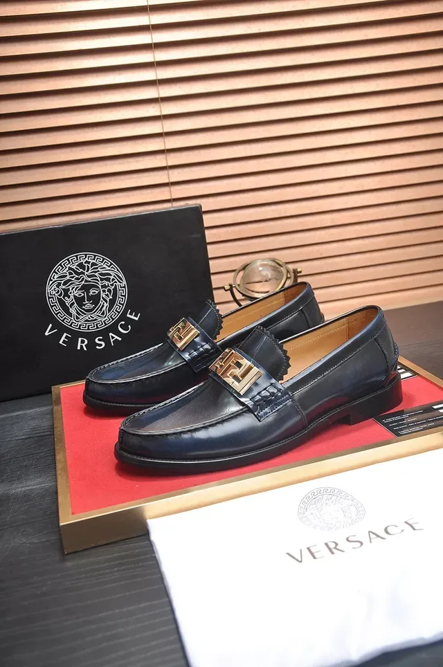 Versace Chain Reaction Black Leather Greca Buckle Loafers 4