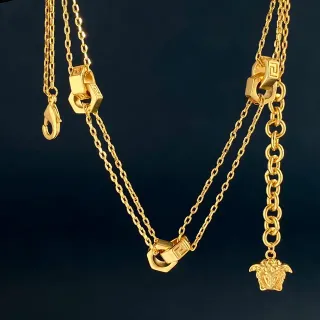 Versace Chain Reaction 金色调 Medusa 吊坠项链