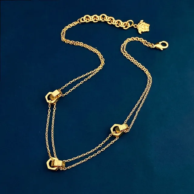 Versace Chain Reaction ton doré Medusa pendentif collier 3