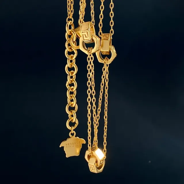 Versace Chain Reaction ton doré Medusa pendentif collier 5