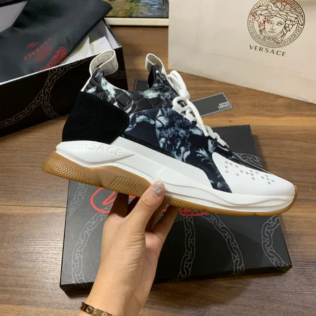 Versace Chain Reaction Marbled Black White Lifestyle Sneakers 4