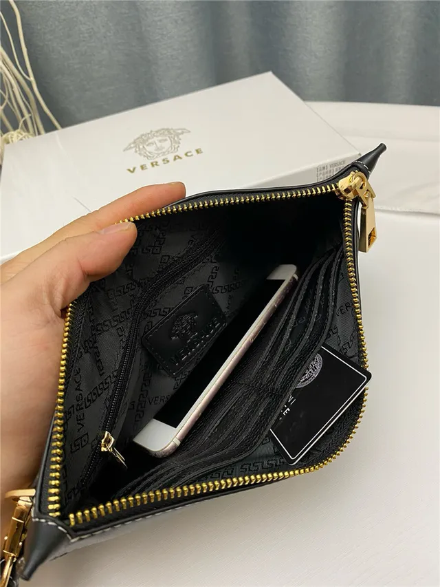 Versace Greca Cuero Negro Bolsito Sobre Embossado 3
