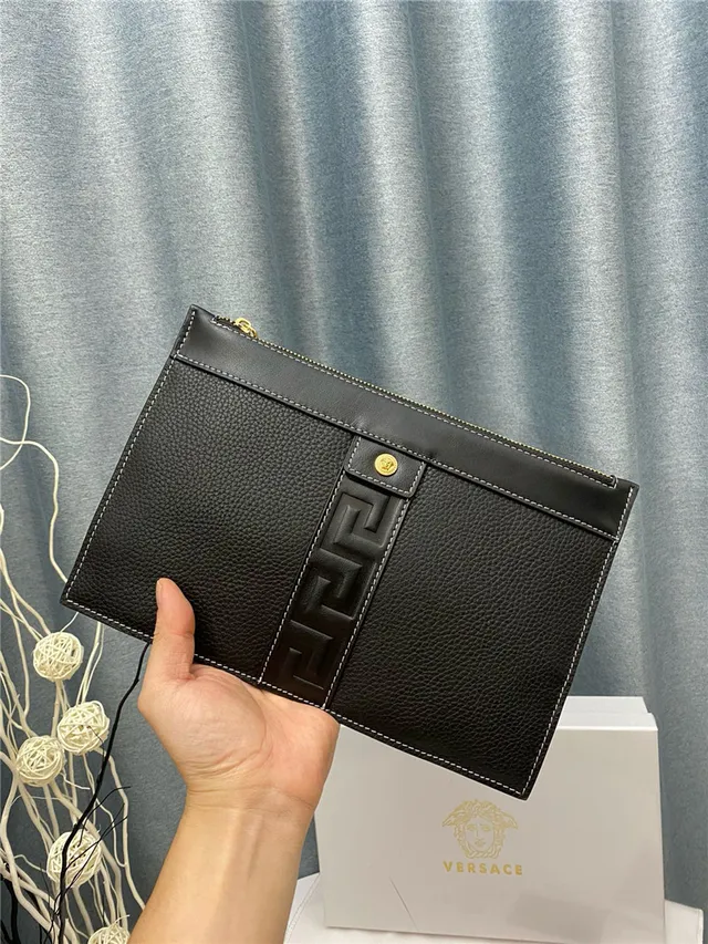 Versace Greca Cuero Negro Bolsito Sobre Embossado 5