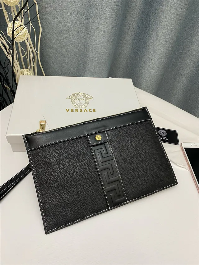 Versace Greca Cuero Negro Bolsito Sobre Embossado 8