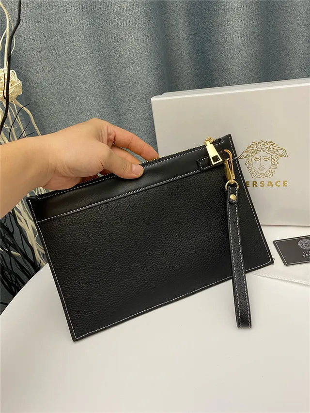 Versace Greca Cuero Negro Bolsito Sobre Embossado 9