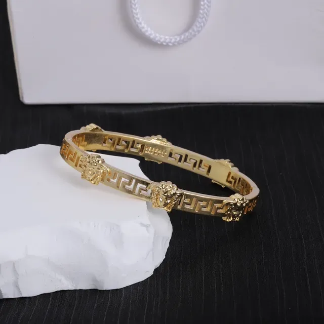 Bracelet Versace Greca Medusa Doré Tête Médusa Clé Grecque 5