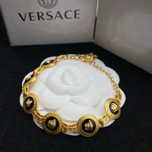 Versace Greca Odissea Medusa Medallion Bracelet doré noir émail 3