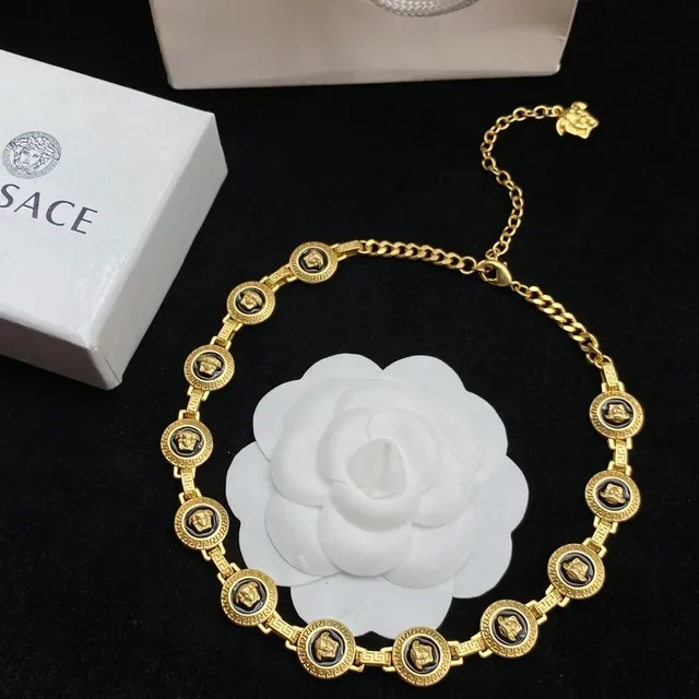 Versace Greca Odissea Medusa Medallion Bracelet doré noir émail 9