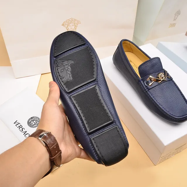Versace Medusa حذاء لوفر أزرق بحري جلد مقشف مفتوح 3