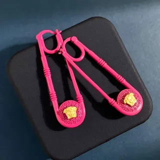 Versace Medusa Safety Pin 粉金色耳环