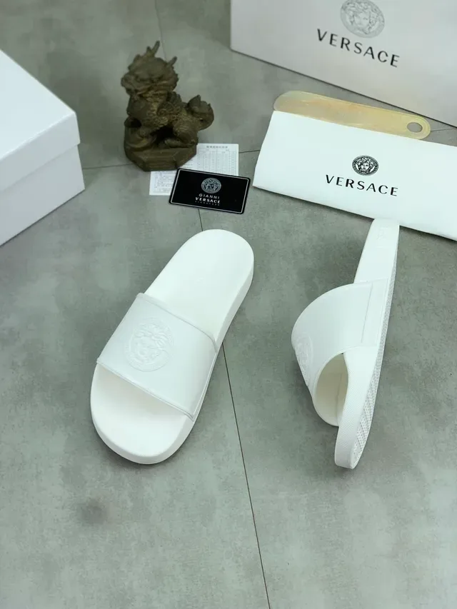 Versace Medusa Slide Black Molded Rubber Single Strap Slippers 8