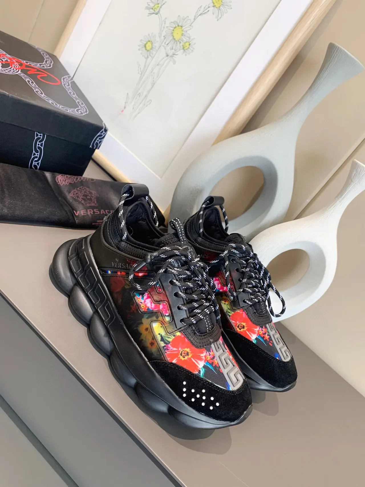 Versace Odissea Tênis Chunky Pretos Sola Multicolor Estampa Floral Superior 8