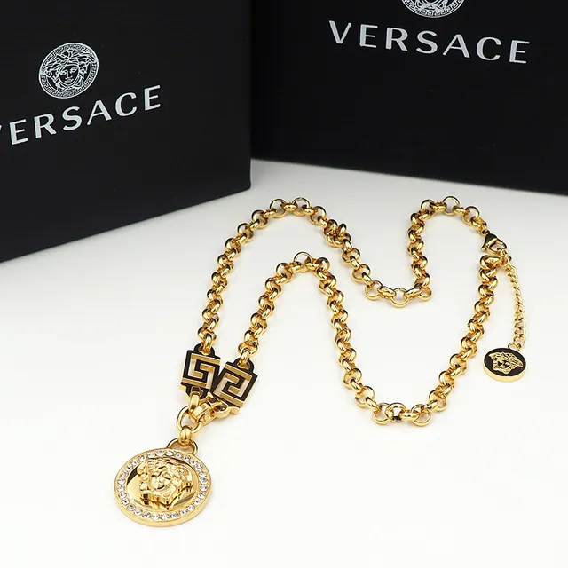 Versace Odissea ক্রিস্টাল মেডিউসা পেন্ডেন্ট নেকলেস 3