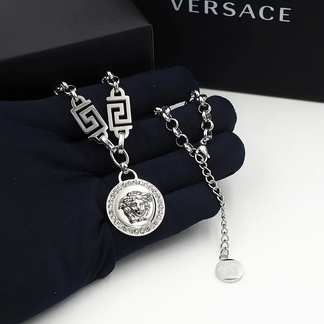 Versace Odissea ক্রিস্টাল মেডিউসা পেন্ডেন্ট নেকলেস 4