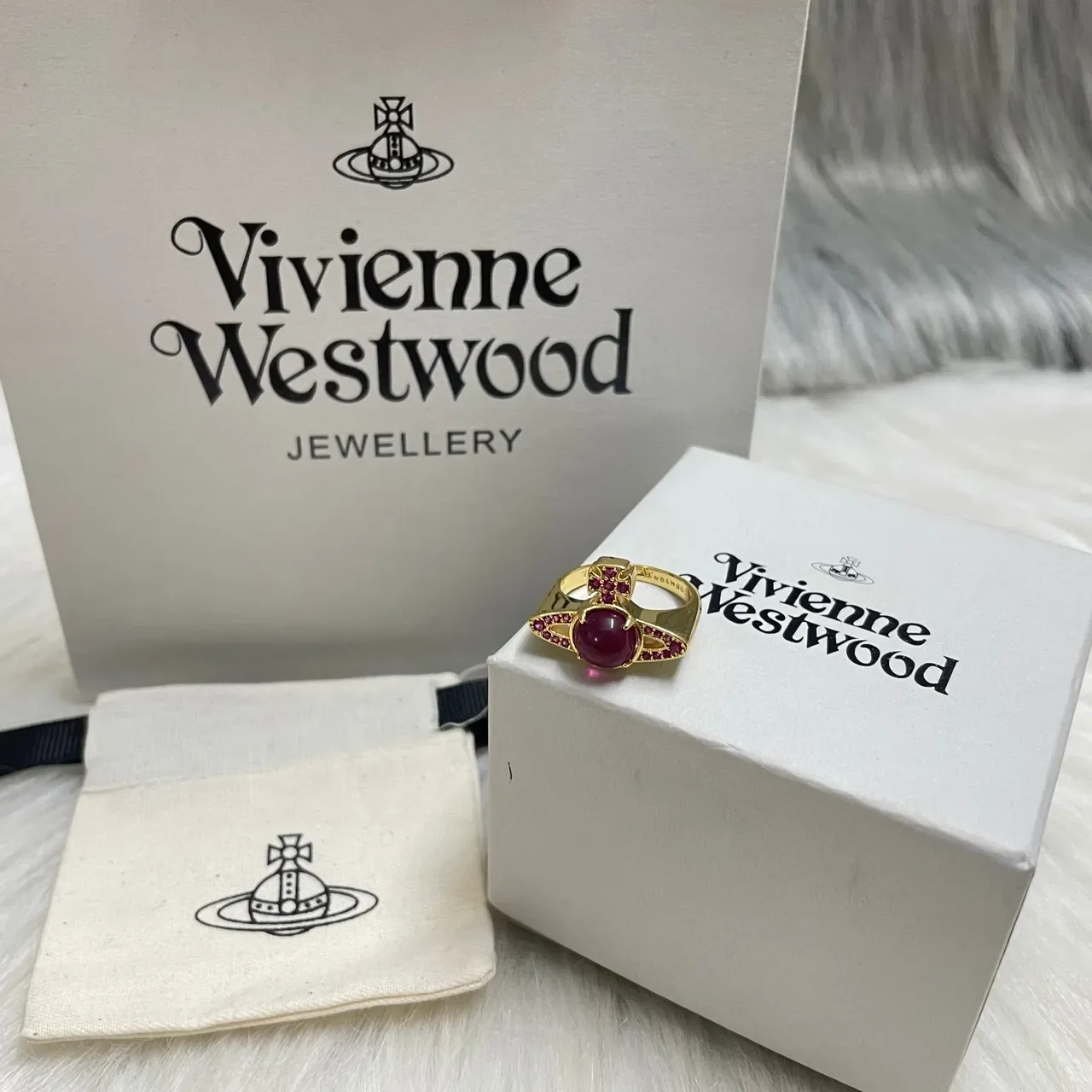 Vivienne Westwood Orb Burgundy Gold Motif Necklace 3