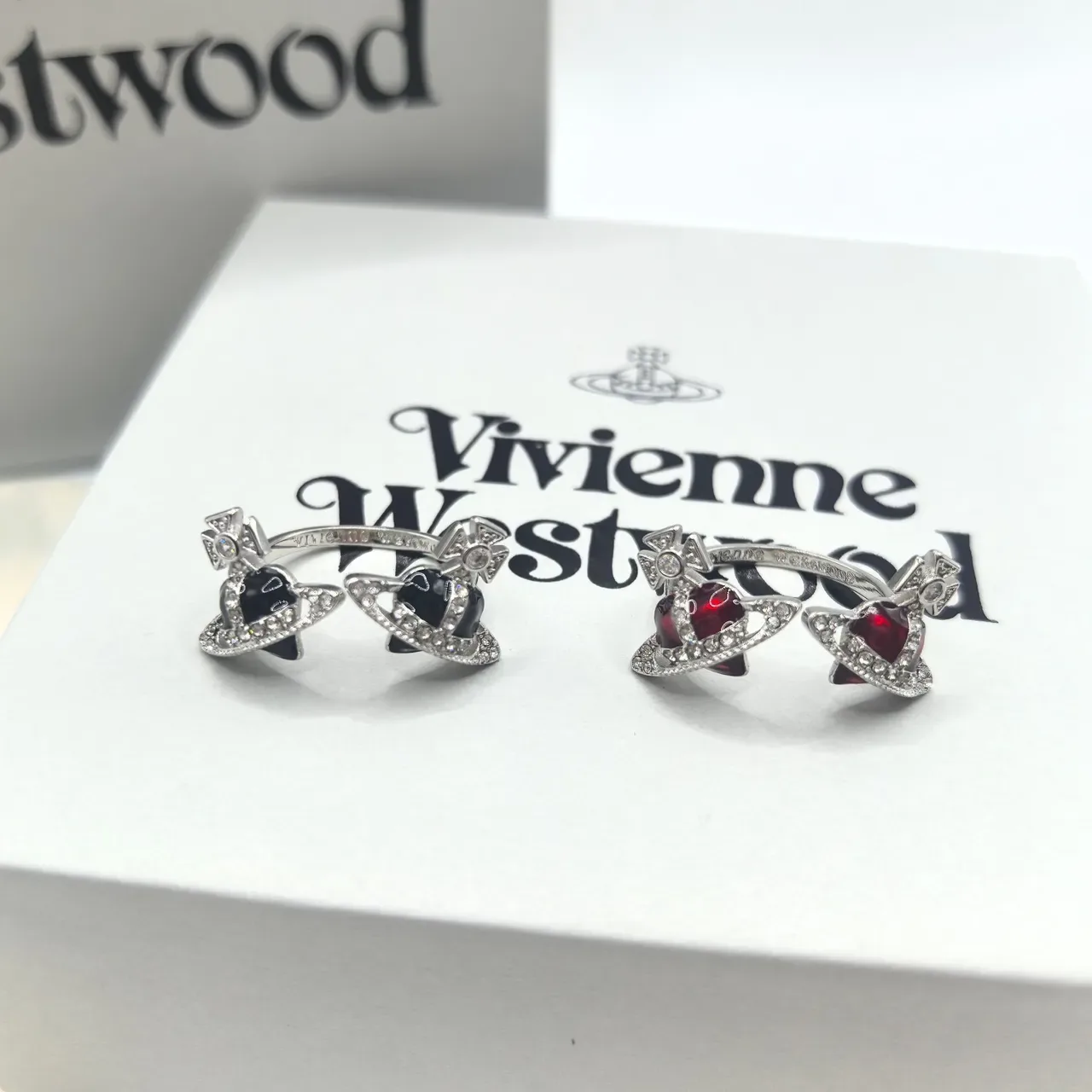 Vivienne Westwood Orb Ring Black Red Motif Pavé Crystal Detailing Ring 8