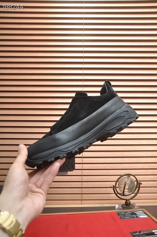 Zegna Chaussures Lifestyle en Daim Noir à enfiler 7