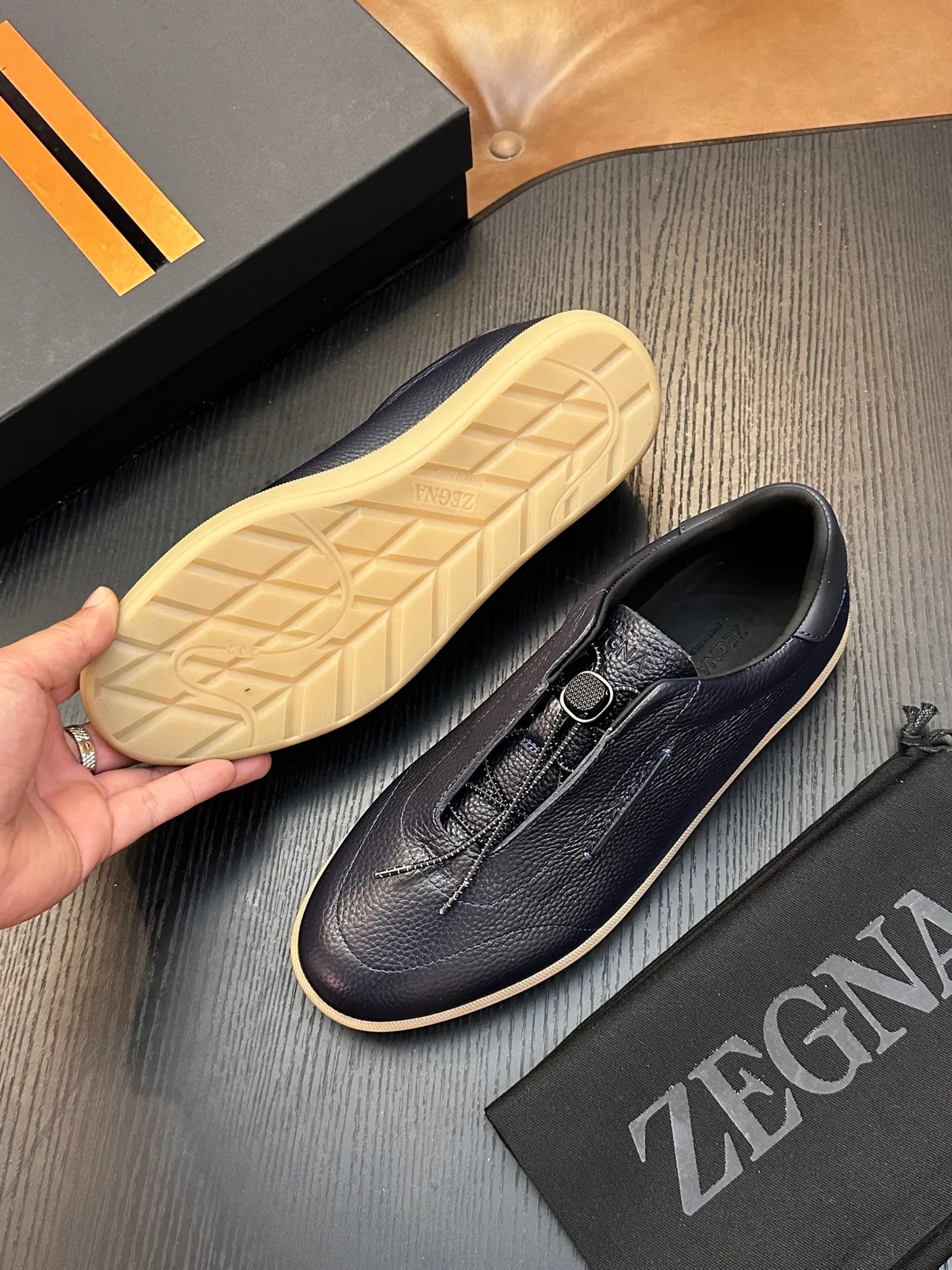 Zegna Loafer Noir Beige Cuir Texturé Fermeture Éclair Latérale Loafer 2