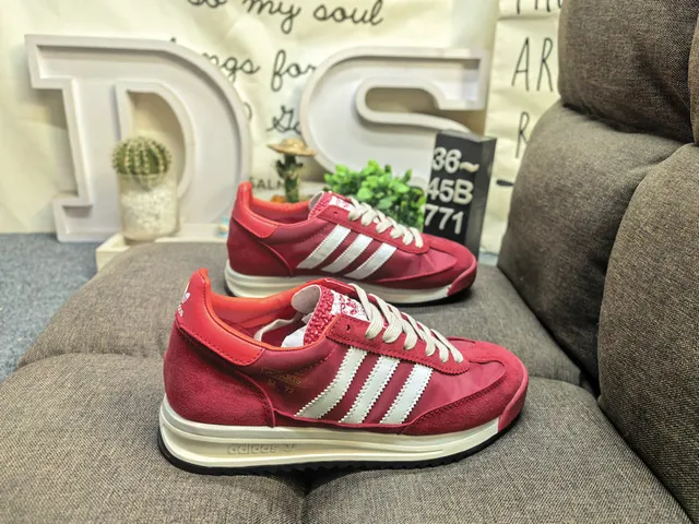 Adidas Beige Brown Retro Runner Mesh-Suede Hybrid Lifestyle Sneakers 21