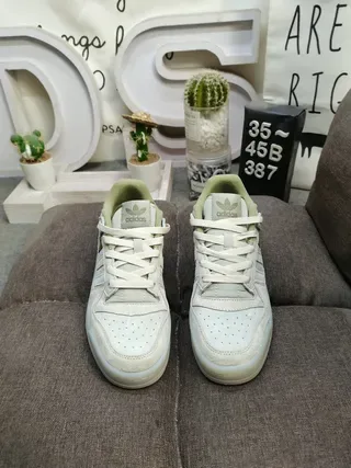 Adidas Beige Green Low-Top Suede-and-Textile Upper Lifestyle Sneakers 10