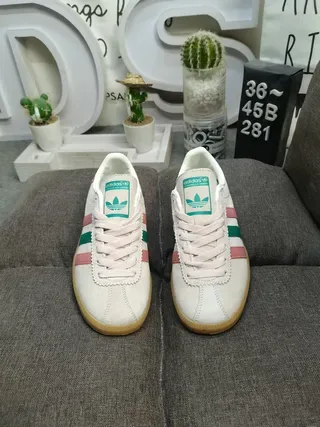 Adidas Beige Pink Suede Upper Three-Stripe Side Panel Lifestyle Sneakers 10