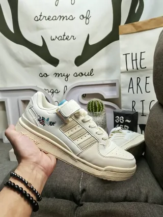 Adidas Beige White Low-Top Velcro Strap Lifestyle Sneakers 5