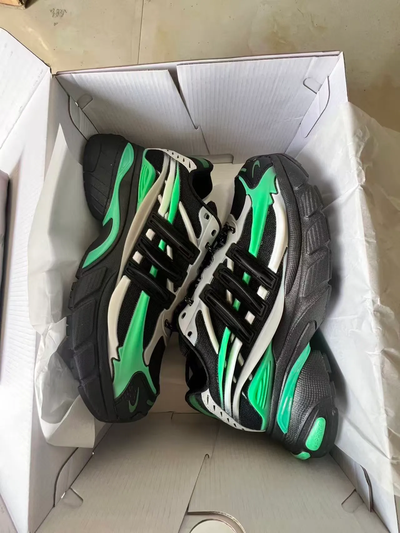 Adidas Black Green Sculpted Sole Multi-Layered TPU Cage Chunky Sneakers 9