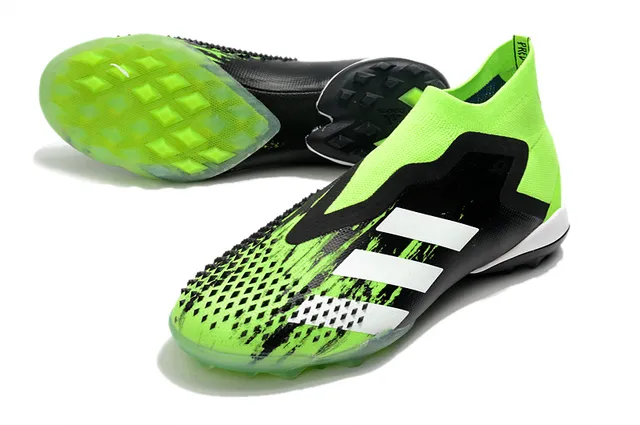 Adidas Chaussures de football synthétiques pour pelouse noire et verte avec col tricoté asymétrique cage 9
