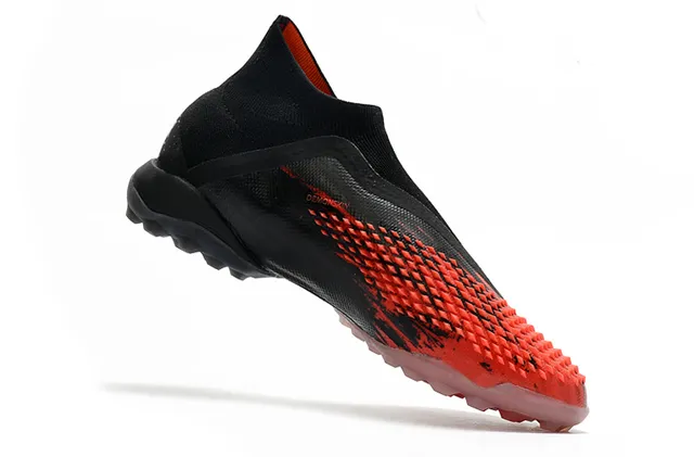 Adidas Chaussures de football synthétiques pour pelouse noire et verte avec col tricoté asymétrique cage 24